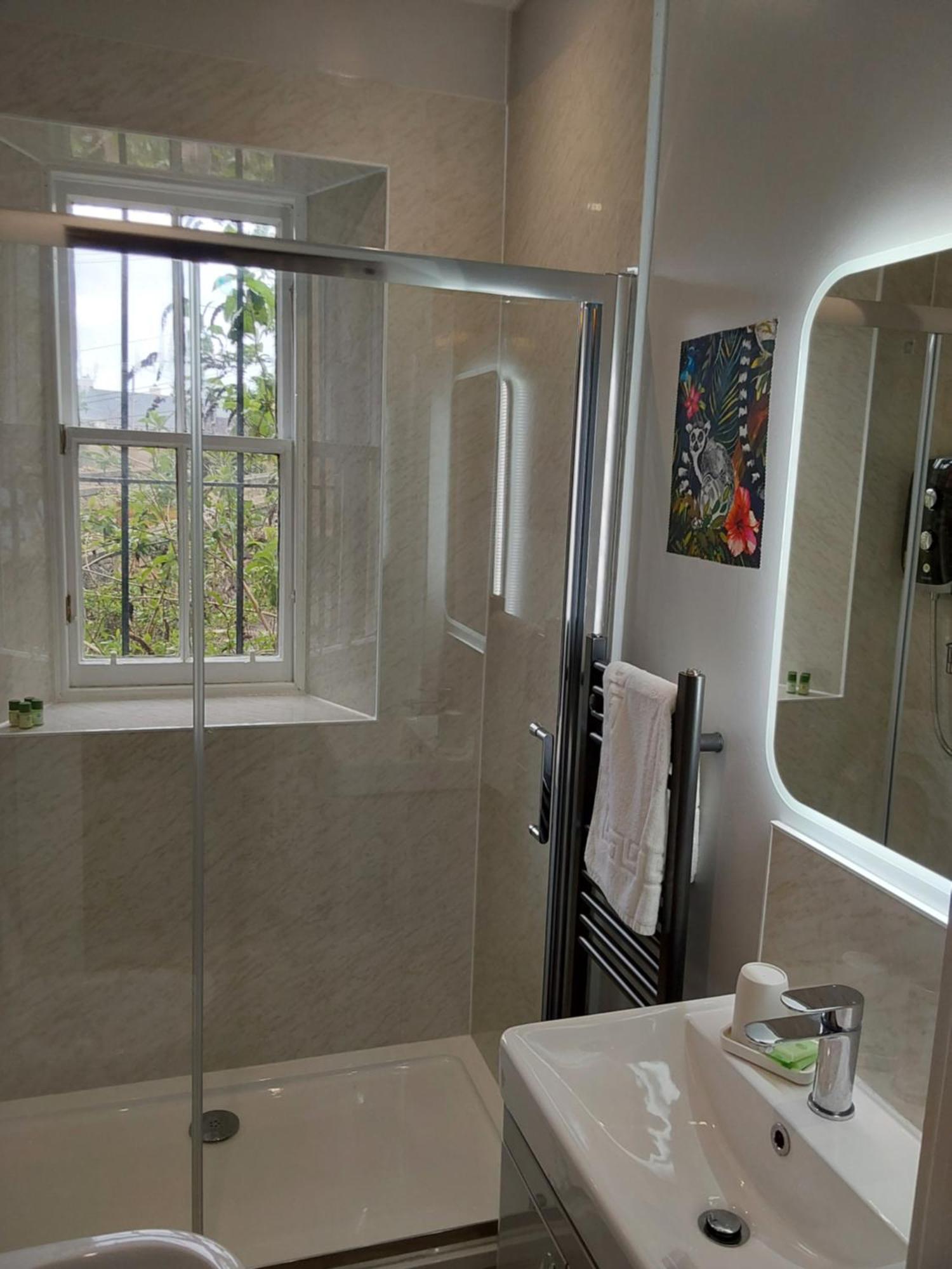 East Claremont Guest House Edimburgo Esterno foto